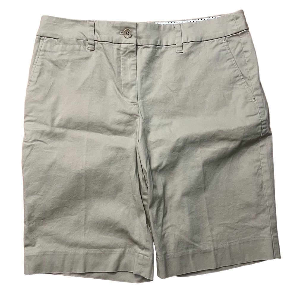 EUC Talbots Khaki Perfect Short 10½ Belt Loops Button Closure Chino
